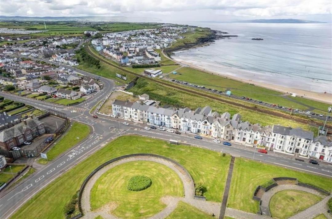 Appartement West 5 - Parking Permit For Golf - 10min Walk Portrush